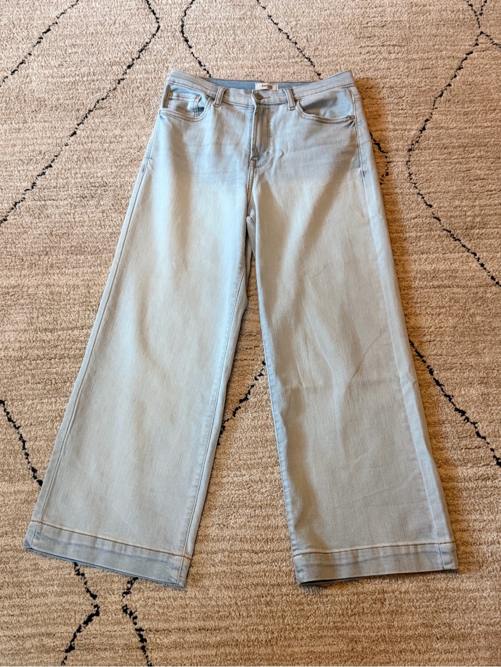 Kensie Wide Leg Women's Jeans in Light Blue - size 6/28